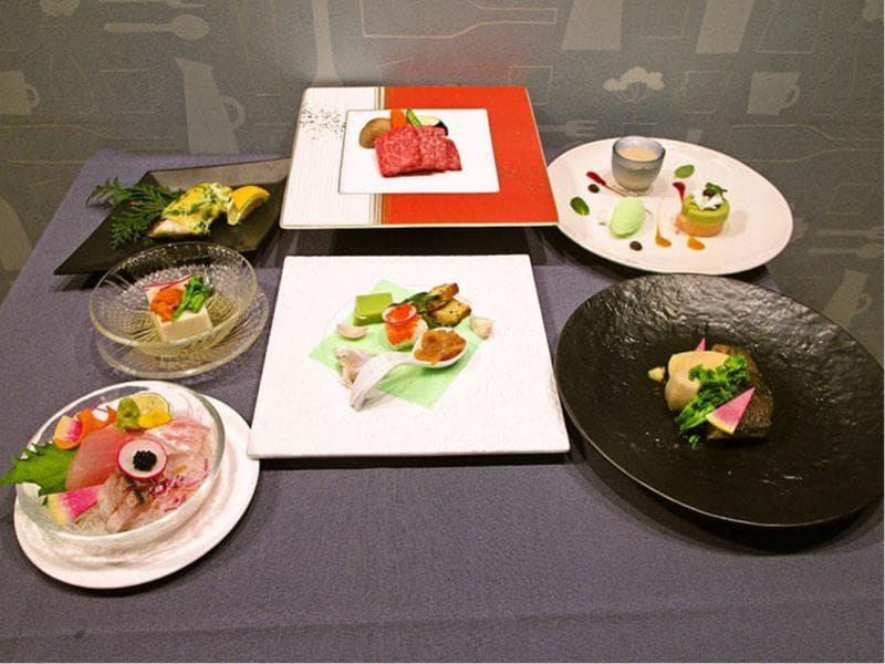 松阪牛メインのフルコースディナー