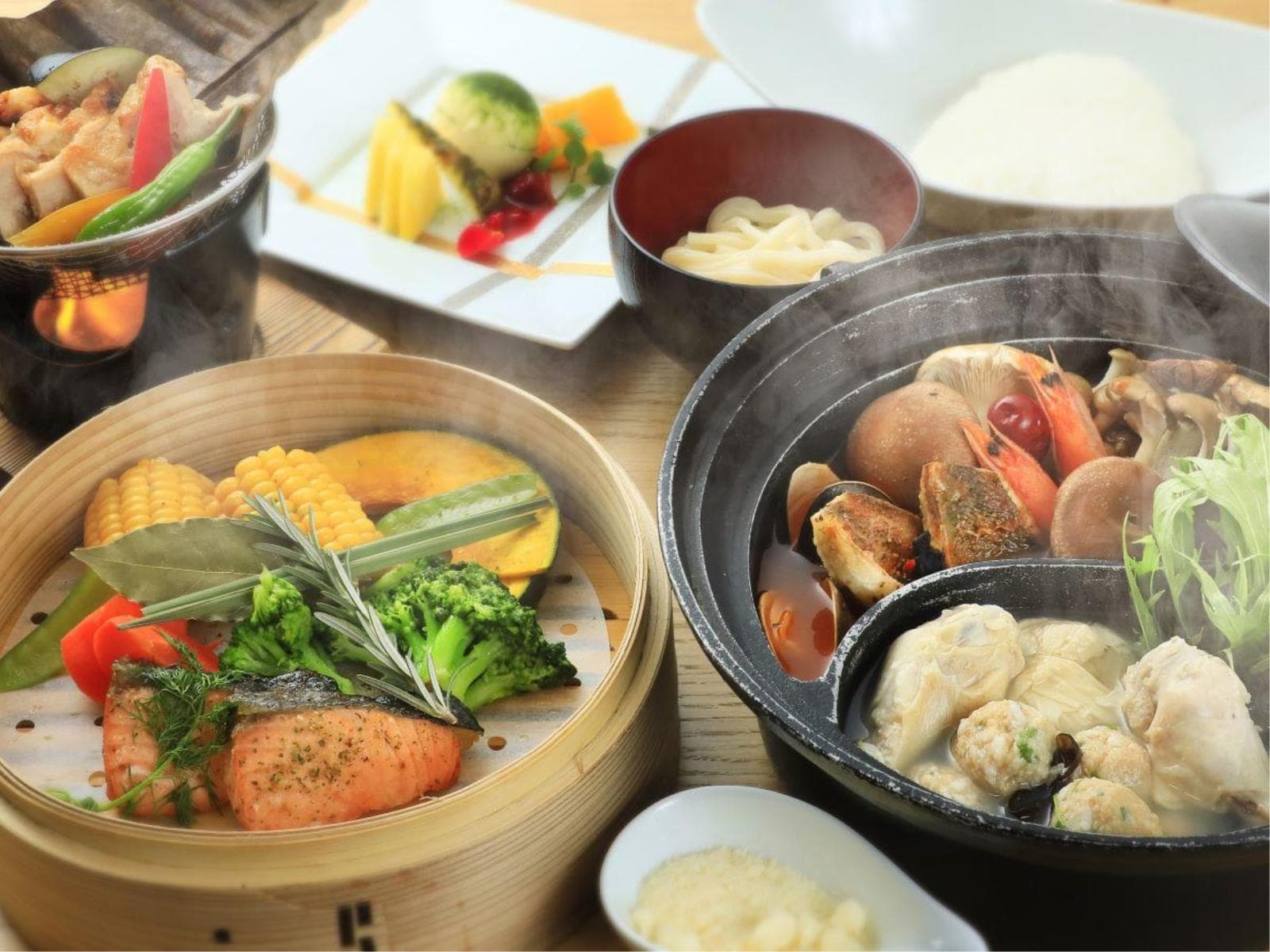 【お日にち限定】≪2食付き最安値≫国産鶏の味噌漬け焼きやハーブ蒸しを堪能♪＜▽ライト鍋御膳＞ 画像2