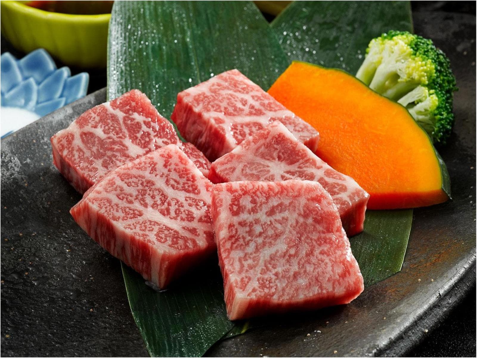 【特定日】【グルメプラン】とちぎ和牛陶板焼き付 1泊2食 基本バイキングプラン 画像1